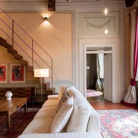 아파트 Palazzo Orsucci 루카